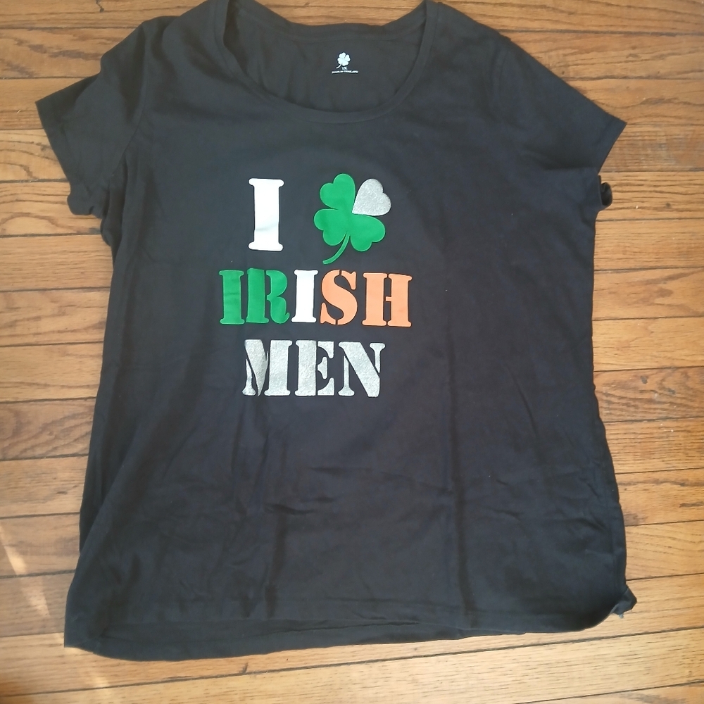 I Love Irish Men - Women's Graphic T Shirt. Size 1X